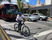 El carril BusBici en Avenida Hidalgo abarca de De Victoriano Salado Álvarez a Contreras Medellín. EL INFROMADOR/ A. NAVARRO
