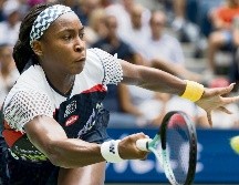 Gauff tuvo que remontar en los dos sets de partido ante Zhang Shuai. EFE