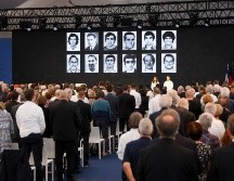 Foto de las imágenes de las víctimas de los atentados de Múnich 1972, en la conmemoración de los 50 años. EFE / R. Wittek