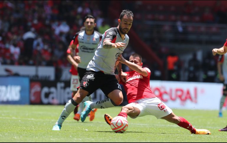Emanuel Aguilera, quien lucha por afianzarse en el puesto del equipo de Diego Cocca, reconoció que el juego ante los Cañoneros este miércoles en el Kraken tendrá poco de vistoso, pero será intenso. IMAGO7