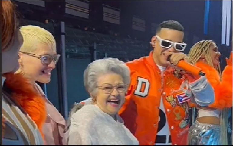 Antes de que comenzara a bailar, Daddy Yankee dijo unas palabras frente a todo el público, mencionando que hay fans de todas las edades. ESPECIAL