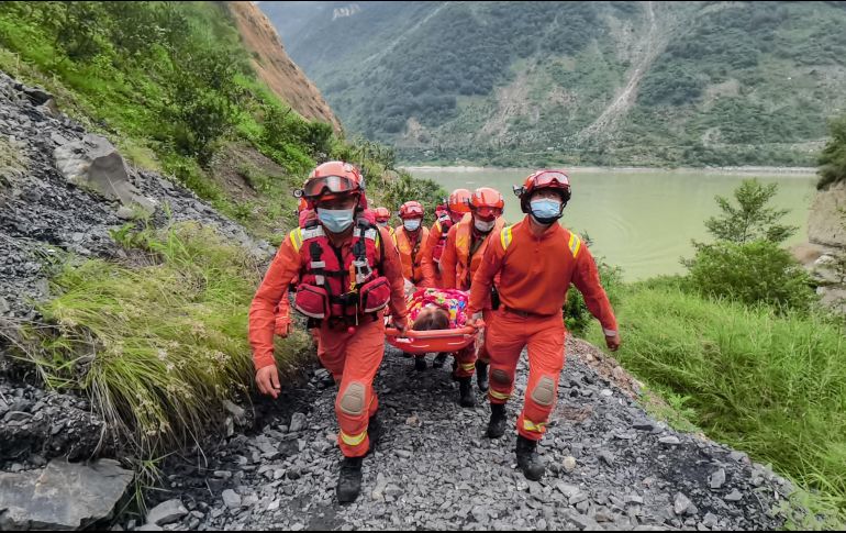 El sismo afectó una zona montañosa del condado de Luding, que se ubica al borde de la Meseta Tibetana, a unos 200 kilómetros de Chengdu. AFP / ESPECIAL