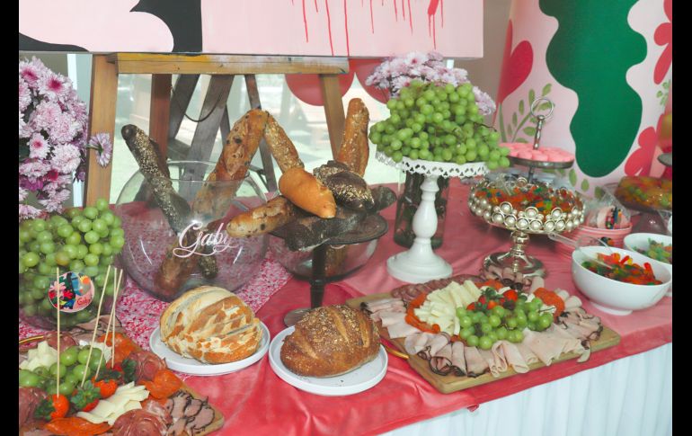 Candy Bar y barra de quesos. GENTE BIEN JALISCO/Claudio Jimeno