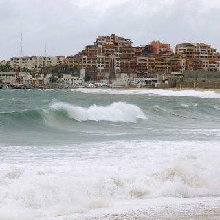 Huracán "Kay" podría alcanzar la categoría 3 este miércoles: SMN