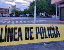 Sujetos a bordo de un auto blanco dispararon en contra del limpiaparabrisas, pues se molestaron por la insistencia de limpiarles el cristal. ESPECIAL