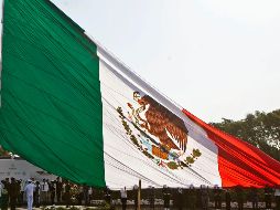 A partir de un decreto expedido por el entonces presidente de México, Manuel Ávila Camacho, existe una ley que regula y protege al Himno Nacional Mexicano llamada 