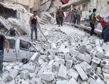Detallan que la ausencia de cimientos causó el colapso del edificio. AP/SANA