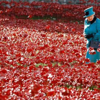 Reina Isabel II: ¿Cuáles son las películas y series que sacudieron a la realeza?