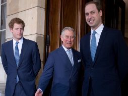 La línea sucesoria al trono británico es larguísima; a la cabeza, el príncipe Guillermo. AP / ARCHIVO