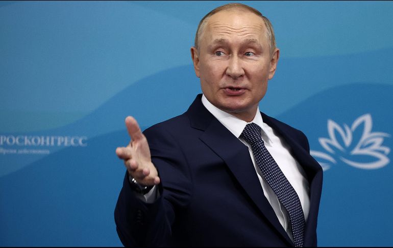 Vladimir Putin deseó a Carlos III 