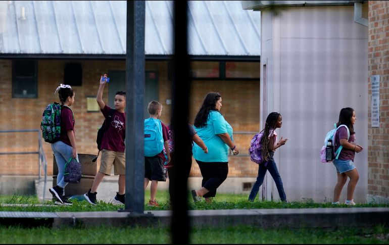 Las autoridades están buscando a un menor sospechoso de haber participado en el tiroteo. AP/E. Gray