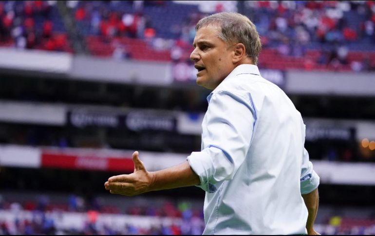 Diego Aguirre agregó que no pudo ayudar en nada a su equipo, debido a que él estaba en un palco, cumpliendo con la sanción. IMAGO7