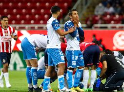 Los jugadores quedaron en shock ante la lesión de su compañero. IMAGO7