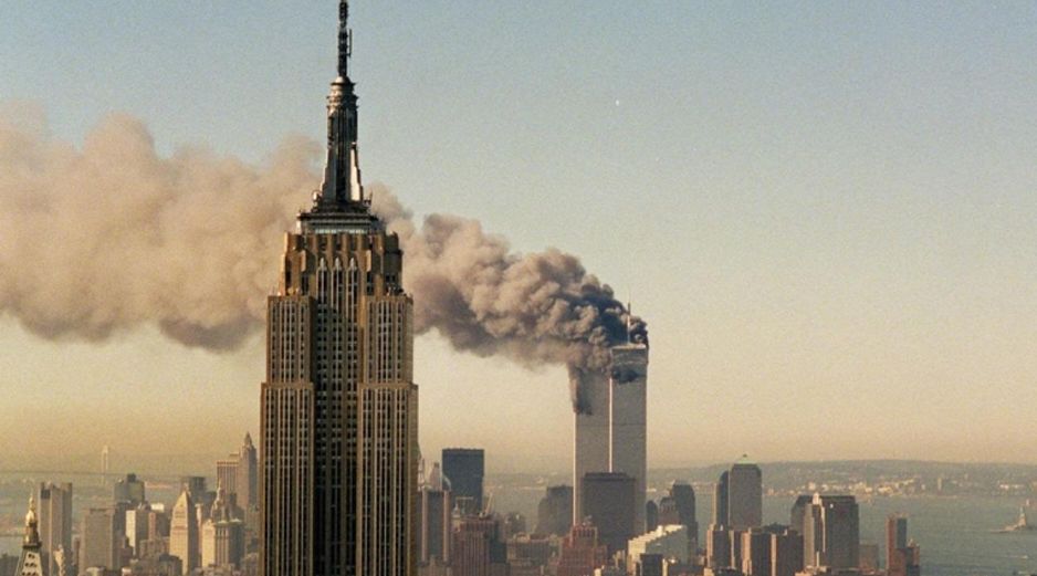 La caída de las torres gemelas fue uno de los acontecimientos que definieron el principio del siglo. AP/ARCHIVO