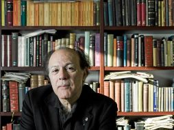 Javier Marías incursionó en varias artes literarias. EFE/ARCHIVO