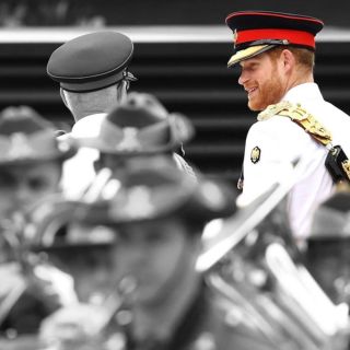 Le prohíben a Harry usar uniforme militar en honores a Isabel II