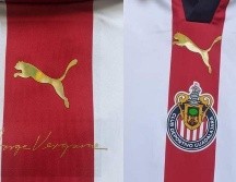 El logo de la marca que viste a Chivas resalta en color dorado. ESPECIAL