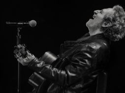 El cantante granadino se volverá a reencontrar con su público al otro lado del charco movido por su pasión por la música. CORTESÍA