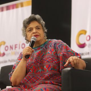 Beatriz Paredes se apunta como aspirante presidencial; pide mantener la alianza opositora