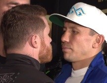 El tenso momento da inicio al tercer combate que sostendrán el próximo sábado en Las Vegas. ESPECIAL