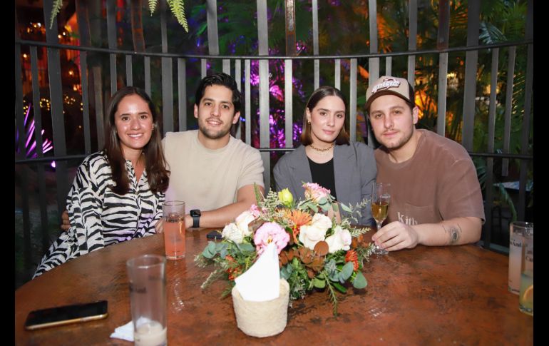 Claudia Báez, Rodrigo Salcedo, Paulina Lau y Carlos Unger. GENTE BIEN JALISCO/Antonio Martínez