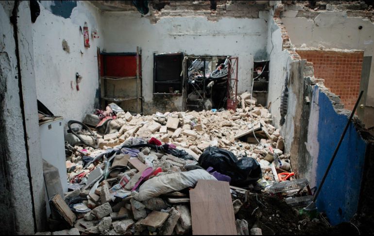 El deslizamiento de material cayó sobre dos viviendas. EL INFORMADOR/ARCHIVO