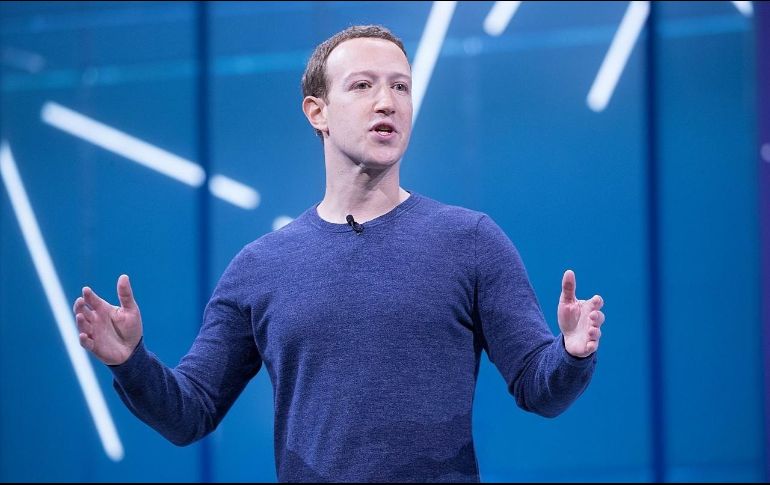 Mark Zuckerberg se encuentra a punto de salir del top 20 de las personas más acaudaladas del mundo. EFE/ Archivo