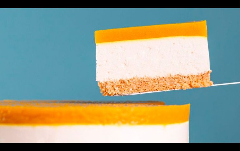 En honor al mes patrio, el restaurante y repostería Pastriva cheesecake de ate de membrillo. INSTAGRAM/ @PASTRIVA