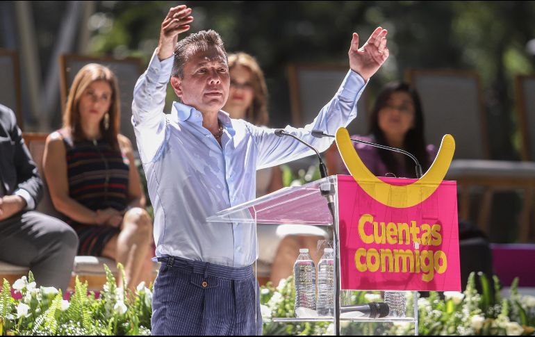 El presidente municipal Pablo Lemus rindió su informe en la explanada del mariposario del parque Agua Azul. EL INFORMADOR/C. Zepeda