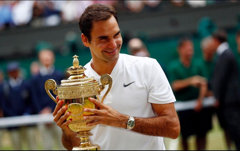 En 24 años de carrera, Roger Federer jugó mil 526 partidos individuales, y solo perdió 275. EFE / ARCHIVO