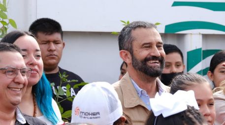 El gobernador de Jalisco evadió hablar de las versiones extraoficiales sobre que el titular de la Semadet, Sergio Graf (foto) dejaría el cargo por diferencias con el jefe de gabinete, Hugo Luna. TWITTER /  @sergio_grafm