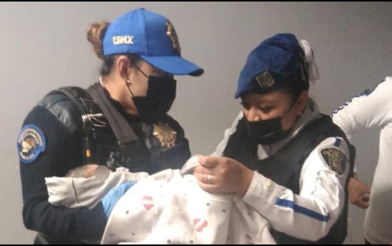 Al llamado acudió personal de Seguridad Institucional del Metro y de la Policía Auxiliar de la Secretaría de Seguridad Ciudadana. TWITTER/@MetroCDMX