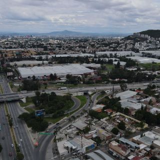 Tapatíos ven segundo piso en López Mateos como buena opción, pero tardada