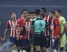 El Clásico Nacional no estuvo libre de polémica arbitral. IMAGO7