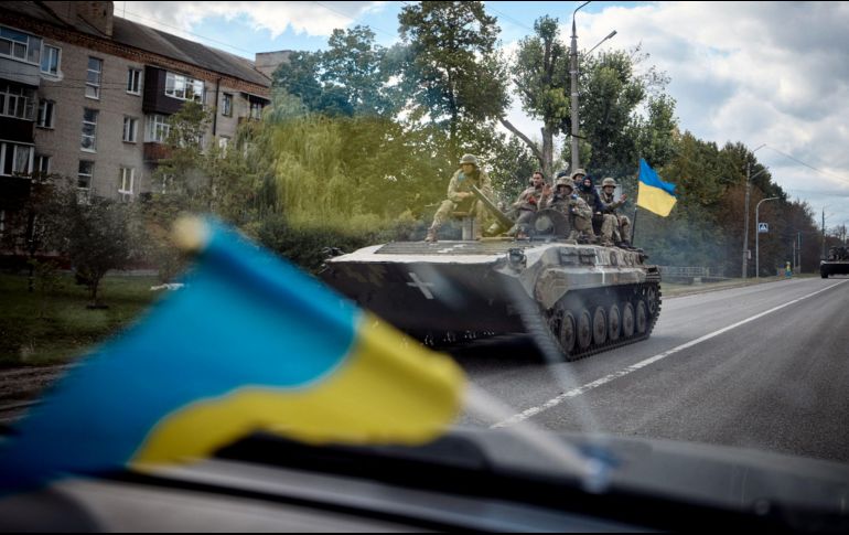 El anuncio de las votaciones se produce en momentos en que Moscú pierde terreno en la invasión que emprendió hace casi siete meses. AFP/Presidencia de Ucrania
