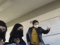 Hasta el momento, las autoridades de Puebla o la institución educativa no se han pronunciado por la actuación de la maestra. TWITTER