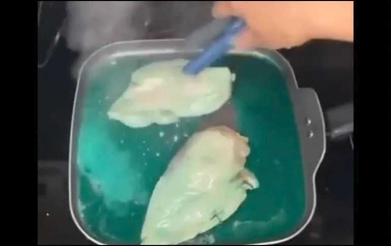 La FDA advirtió asimismo que el daño podría ser inminente incluso si no se consume el pollo. ESPECIAL