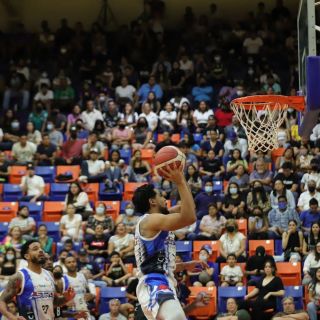 Con gran cierre, Astros amarra ventaja en playoffs