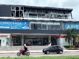 En el estado de Colima hay algunas afectaciones en edificaciones y derrumbe en el kilómetro 22 de la autopista Colima-Manzanillo y donde se suspenderán actividades escolares durante jueves y viernes. SUN / EELG