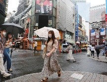 Las duras restricciones de Japón debido al COVID-19 hicieron que la cantidad de visitantes cayera en picada, afectando su sector turístico. AP / ARCHIVO