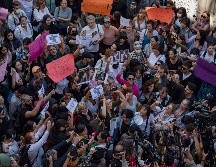 Las protestas aumentan, miles de personas piden justicia para Mahsa Amini. AFP/Y. Akgul