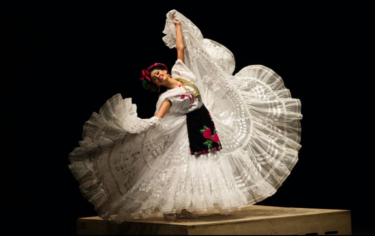 El Ballet Folklórico de México Amalia Hernández se presentará el fin de semana en el Conjunto Santander de Artes Escénicas. ESPECIAL.