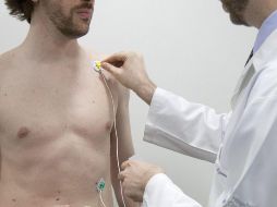 Los interesados tendrán que acudir a la explanada del Servicio de Cardiología. EFE/Archivo