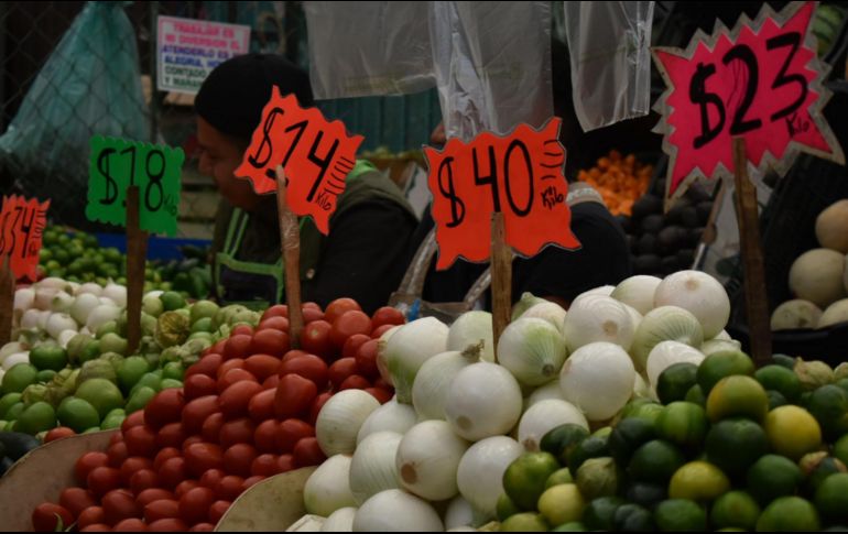 La cebolla aumentó su precio 87.26%; la Profeco sospecha que está siendo acaparada. SUN/Archivo