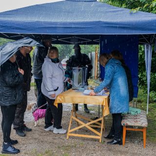 Rusia vs Ucrania: Regiones ocupadas de Kiev arrancan votaciones para anexión a Moscú