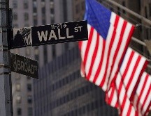 La caída llega luego de que la Fed subió el miércoles las tasas de interés en 0.75 puntos porcentuales, la tercera subida consecutiva. AP/M. Altaffer
