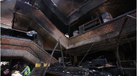 El incendio ocurrido el pasado 30 de marzo arrasó con cientos de puestos de San Juan de Dios. EL INFORMADOR/ARCHIVO