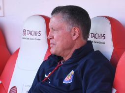Ricardo Peláez tiene descontenta a la afición de las Chivas. IMAGO7