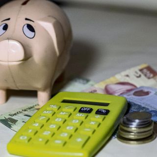 Jóvenes enfrentan el desafío de la independencia financiera