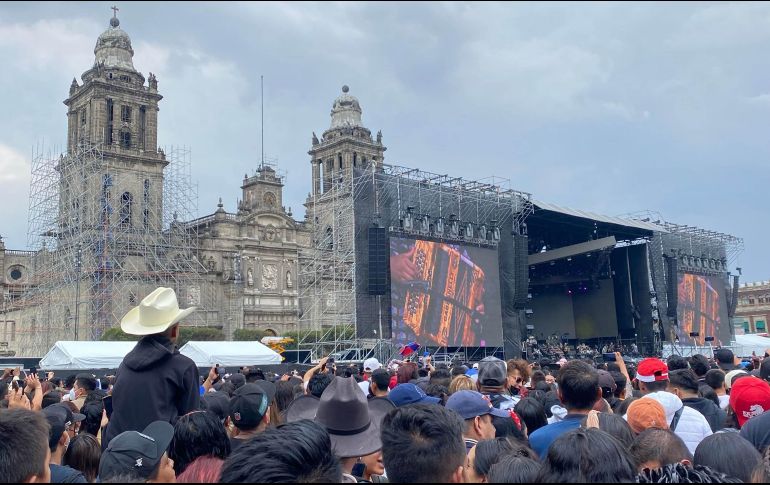 Debido a que se iba a presentar esta situación, el Gobierno de México dio a conocer desde días antes que el concierto se transmitiría en vivo desde la página de Youtube. SUN / B. Fregoso